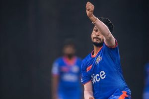 IPL में रोज कितने रुपये कमाते हैं नेट गेंदबाज, कैसे होता है इनका सेलेक्शन? SportsTak Hindi