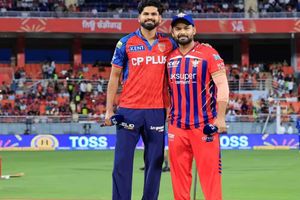 LSG vs PBKS: पिच रिपोर्ट, वेदर अपडेट, हेड टू हेड रिकॉर्ड, प्लेइंग XI और लाइव स्ट्रीमिंग की डिटेल्स SportsTak Hindi