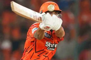 SRH के कोच की IPL 2026 प्लेऑफ से पहले मिडिल-ऑर्डर पर बड़ी बात, कहा- पूरे सीजन में ज्यादा बल्लेबाजी नहीं की, मगर अब... SportsTak Hindi