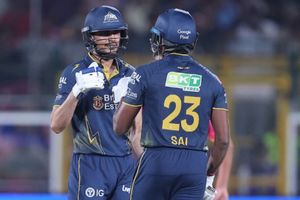 IPL 2026 Orange Cap : लीग स्टेज के बाद रोमांचक हुई ऑरेंज कैप की रेस, गिल, कोहली और साई के बीच कड़ी टक्कर SportsTak Hindi
