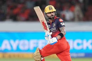IPL Playoffs में कैसा है विराट कोहली का रिकॉर्ड, गुजरात टाइटंस के गेंदबाजों के लिए राहत देने वाले आंकड़े SportsTak Hindi
