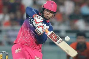 सबसे तेज IPL शतक से चूकने पर वैभव सूर्यवंशी का दर्द आया बाहर, बोले- थर्ड मैन के ऊपर से मार देता, अगर... SportsTak Hindi
