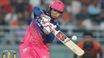 सबसे तेज IPL शतक से चूकने पर वैभव सूर्यवंशी का दर्द आया बाहर, बोले- थर्ड मैन के ऊपर से मार देता, अगर... SportsTak Hindi