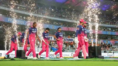 IPL 2026 : राजस्थान की जीत से क्वालीफायर 2 का शेड्यूल कंफर्म, जानें वेन्यू, टाइमिंग और सभी डिटेल्स Rajasthan team players