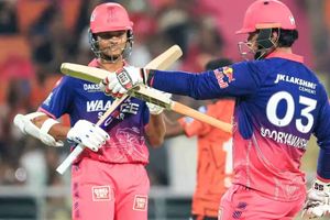 वैभव सूर्यवंशी की तबाही से IPL 2026 के दूसरे क्वालिफायर में राजस्थान रॉयल्स, सनराइजर्स हैदराबाद का सफर खत्म SportsTak Hindi