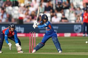 T20 World Cup 2026 से पहले भारत ने दिखाया दम, जेमिमा-यास्तिका की तूफानी पारी से इंग्लैंड को पहले टी20 में 38 रन से धोया SportsTak Hindi