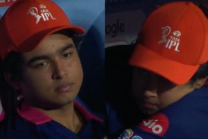 RR के IPL 2026 से बाहर होने के बाद डगआउट में बैठ खूब रोए वैभव सूर्यवंशी, हर किसी की आंखों में आंसू ला देगा ये Video SportsTak Hindi