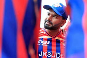 ऋषभ पंत कप्तानी के बाद क्या अब LSG भी छोड़ने वाले हैं? टीम डायरेक्टर टॉम मूडी ने अगले कदम को लेकर सब कुछ बताया SportsTak Hindi