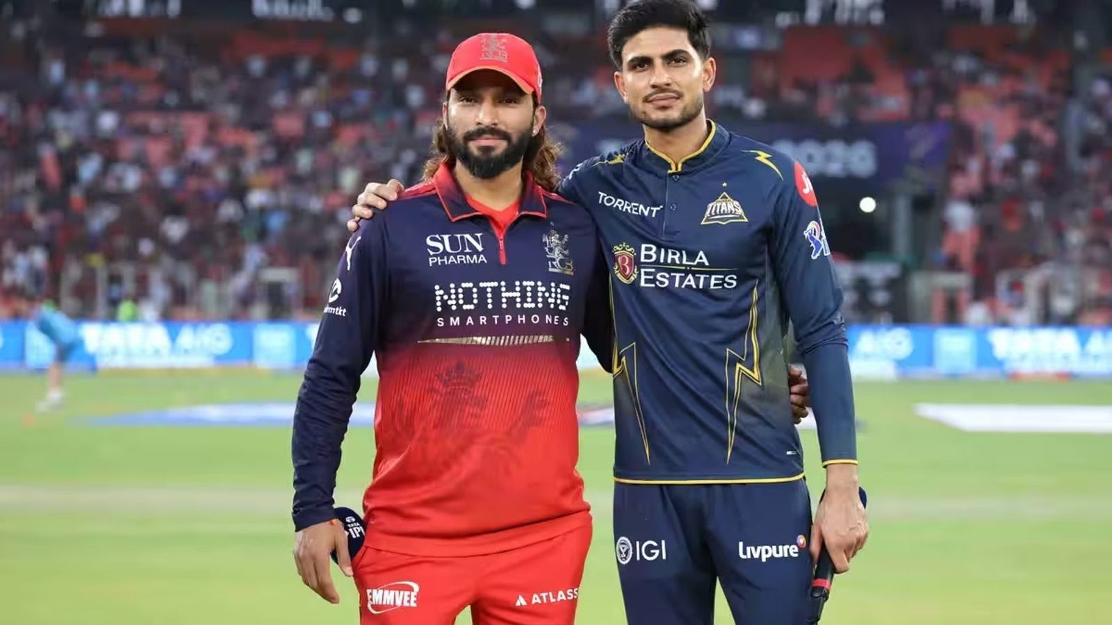 RCB vs GT, IPL 2026 Final: पिच रिपोर्ट, वेदर अपडेट, हेड टू हेड रिकॉर्ड, प्लेइंग XI और लाइव स्ट्रीमिंग की डिटेल्स यहां देखें रॉयल चैलेंजर्स बेंगलुरु और गुजरात टाइटंस के बीच आईपीएल 2026 का फाइनल मुकाबला. (PC: IPL )