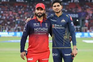 RCB vs GT, IPL 2026 Final: पिच रिपोर्ट, वेदर अपडेट, हेड टू हेड रिकॉर्ड, प्लेइंग XI और लाइव स्ट्रीमिंग की डिटेल्स यहां देखें SportsTak Hindi