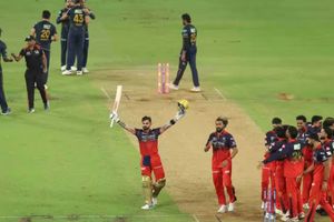 RCB ने लगातार दूसरी बार IPL ट्रॉफी जीतने के बाद भगदड़ से बचने के लिए उठाया ये कदम, कहा -जमकर जश्न मनाओ लेकिन... SportsTak Hindi