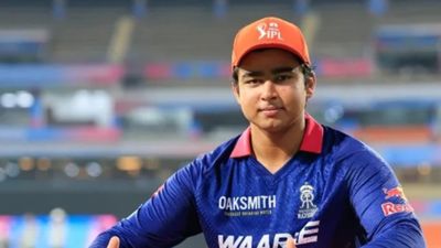 वैभव सूर्यवंशी के टीम इंडिया में खेलने पर बीसीसीआई से आया जवाब, कहा- सब कुछ करेंगे ताकि... SportsTak Hindi