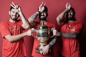 'एक अच्छा लगा, हमने दो बार किया', विराट कोहली ने लगातार दूसरे IPL खिताब के बाद दिखाई RCB की स्पेशल जर्सी SportsTak Hindi
