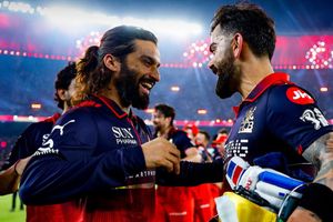 कोई टीम लगातार 3 बार नहीं जीती, क्या कहते हो कप्तान? RCB को मिला टारगेट, ऐसा रहा पाटीदार का जवाब SportsTak Hindi