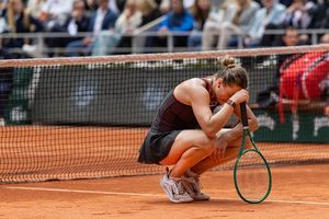 French Open 2026 में सबसे बड़ा उलटफेर, वर्ल्ड नंबर वन सबालेंका बाहर, 25वीं वरीय खिलाड़ी ने धूल चटाई SportsTak Hindi