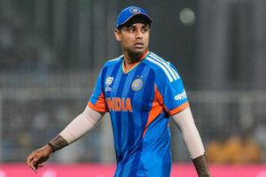 सूर्यकुमार यादव ने कप्तानी छिनने और टीम से निकाले जाने पर दिया रिएक्शन, इंस्टाग्राम पर लिखा यह मैसेज SportsTak Hindi
