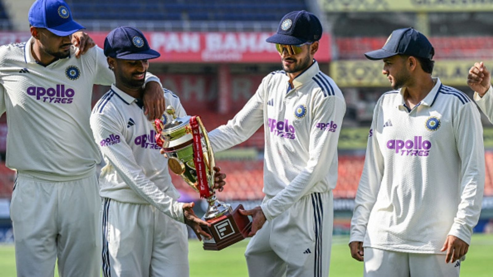 भारत ने दर्ज की टेस्ट क्रिकेट में अपनी सबसे बड़ी जीत, तोड़ा 8 साल पुराना रिकॉर्ड, देखिए टॉप-5 जीत की लिस्ट शुभमन गिल की कप्तानी में भारत ने अफगानिस्तान को हराया. (Photo: Getty)