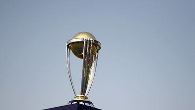 2027 वर्ल्ड कप पर बड़ी अपडेट, ICC के सबसे बड़े टूर्नामेंट की तारीख आई सामने और जानिए कब होगा फाइनल ? odi world cupo trophy