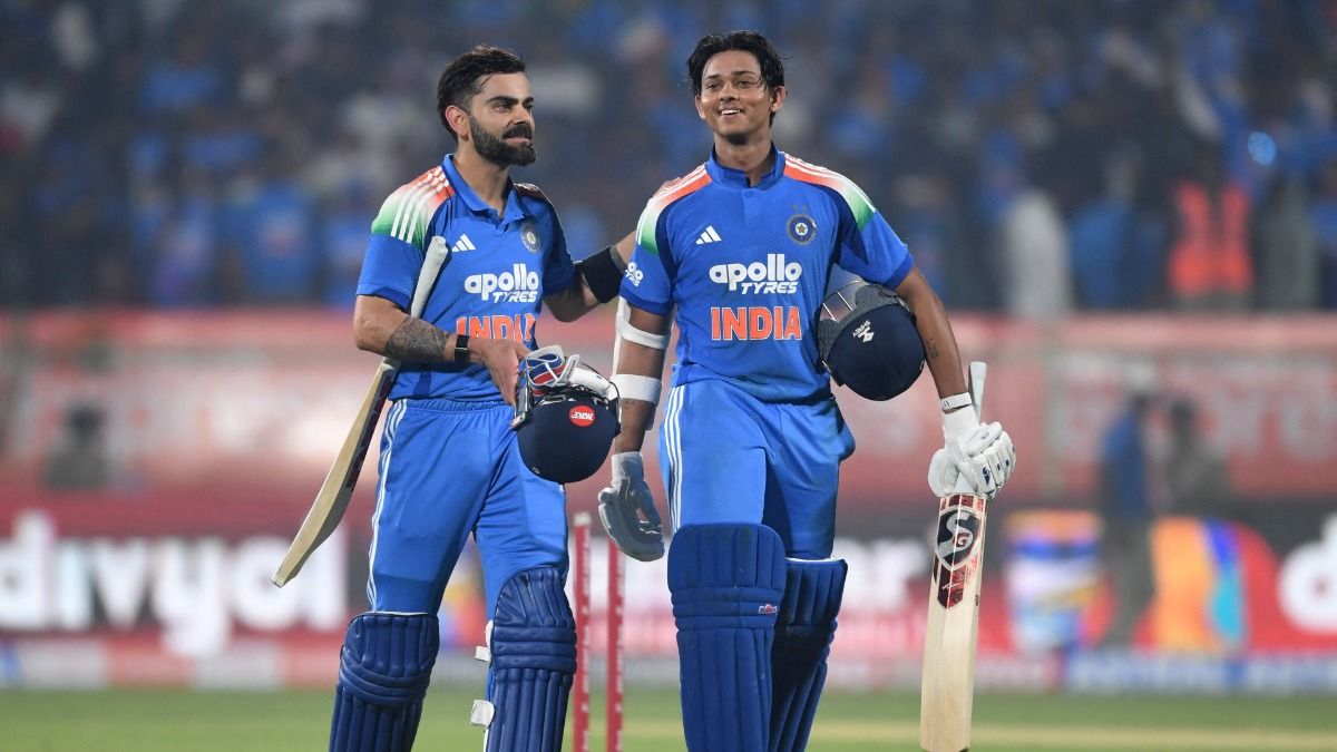 Virat Kohli and Yashasvi Jaiswal in this frame. (X)
