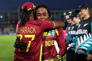 T20 WC : वेस्ट इंडीज का धमाल, डिफेंडिंग चैंपियन न्यूजीलैंड को पहले मैच में सात विकेट से दी मात, आलिया और कैंपबेल ने दिलाई जीत SportsTak Hindi