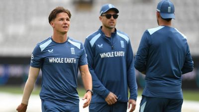ENGvsNZ: इंग्लैंड ने प्लेइंग इलेवन में बदले 4 खिलाड़ी, दूसरे टेस्ट में कराएगा दो डेब्यू, तीसरे को भी मिल सकता है मौका SportsTak Hindi