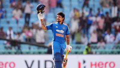 इशान किशन ने साढ़े 3 साल बाद उड़ाया वनडे शतक, अफगानिस्तान के खिलाफ तीसरा सबसे तेज SportsTak Hindi