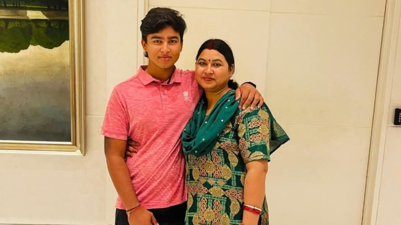 वैभव सूर्यवंशी के माता-पिता को इंग्लैंड-आयरलैंड दौरे पर जाने की क्यों मिली स्पेशल परमिशन? BCCI सचिव ने बताई वजह सूर्यवंशी के साथ उनके माता-पिता भी दौरे पर जाएंगे. (PC: X)
