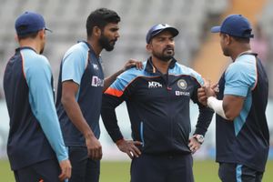 15 दिन पहले छोड़ा भारतीय क्रिकेट, अब UAE के लिए सेलेक्ट, 8 महीने तक नहीं खेल पाएगा इंटरनेशनल मैच SportsTak Hindi