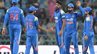 अफगानिस्तान के ख़िलाफ तीसरे वनडे में भारत की प्लेइंग XI में बड़ा बदलाव, स्टार खिलाड़ी को दिया जाएगा आराम, कोच ने किया कंफर्म SportsTak Hindi