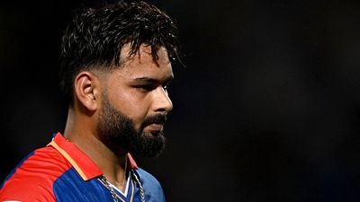 दिल्ली कैपिटल्स में वापस जाने पर ऋषभ पंत को कटौती के बाद कितनी मिलेगी सैलरी? SportsTak Hindi