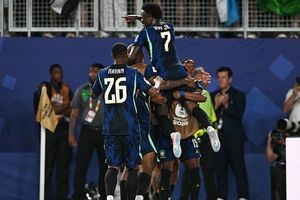 FIFA World Cup 2026 से सबसे पहले बाहर होने वाली टीम, ब्राजील ने 3-0 से हराकर चकनाचूर किया सपना SportsTak Hindi