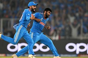 इंग्लैंड के खिलाफ भारतीय वनडे टीम का ऐलान, जसप्रीत बुमराह की ढाई साल बाद वापसी, विराट कोहली पर भी बड़ा फैसला SportsTak Hindi