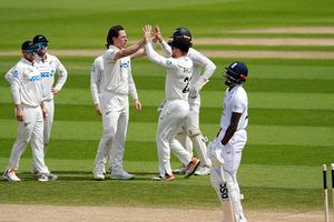 NZ vs ENG : न्यूजीलैंड के आगे अंग्रेजों ने घर पर टेके घुटने, दूसरे टेस्ट में इंग्लैंड को मिली 253 रन की बड़ी हार SportsTak Hindi