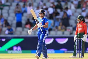 T20 WC : राधा और शेफाली के आगे बांग्लादेश ने टेके घुटने, महिला टीम इंडिया ने सेमीफाइनल की तरफ बढ़ाया कदम SportsTak Hindi