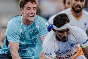 FIH Pro Hockey League: पाकिस्तान पर जीत के बाद भारत के सफर को लगा झटका, इंग्लैंड ने पेनल्टी में बुरी तरह हराया SportsTak Hindi