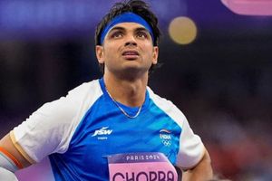 फिटनेस से जूझ रहे नीरज चोपड़ा के एशियन गेम्स में खेलने पर आई बड़ी खबर, AFI चयन समिति के अध्यक्ष ने दी अपडेट SportsTak Hindi