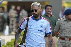 हार्दिक पंड्या को लेने के लिए 7 फ्रेंचाइज इच्छुक, चेन्नई सुपर किंग्स भी रेस में शामिल, इन 2 टीमों को नहीं जरूरत SportsTak Hindi