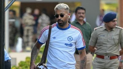 हार्दिक पंड्या को लेने के लिए 7 फ्रेंचाइज इच्छुक, चेन्नई सुपर किंग्स भी रेस में शामिल, इन 2 टीमों को नहीं जरूरत SportsTak Hindi