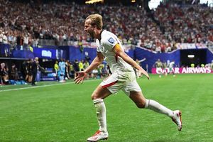 FIFA WC 2026 : हैरी केन ने पेले को पछाड़ इंग्लैंड को दिलाई रोमांचक जीत, 52 साल बाद खेलने वाली कांगो का सफर समाप्त SportsTak Hindi
