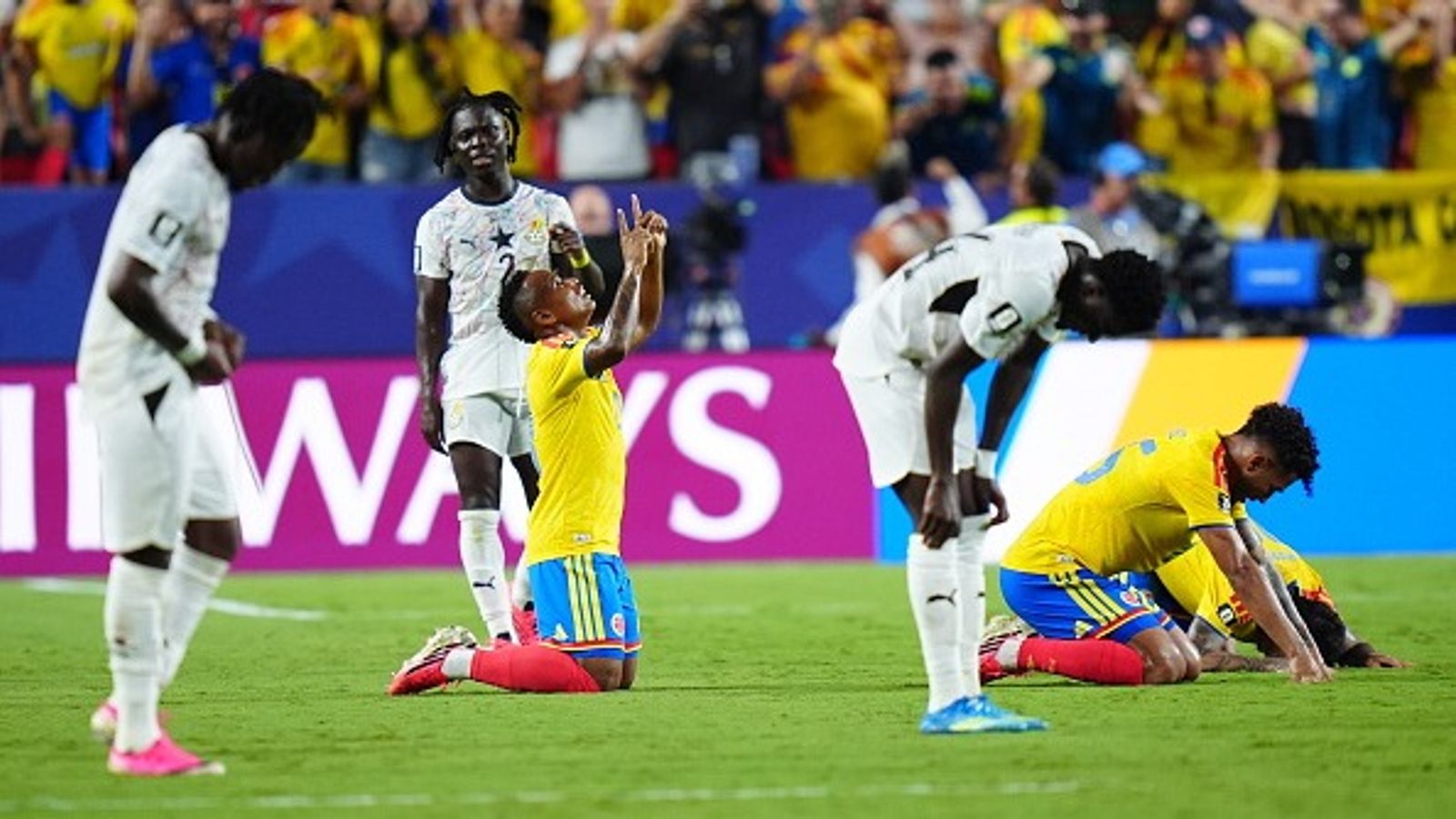 FIFA World Cup 2026: कोलंबिया बनी प्री क्वार्टर फाइनल के लिए क्वालिफाई करने वाली आखिरी टीम, राउंड ऑफ 32 में घाना को 1-0 से हराया कोलंबिया ने घाना को हराया. (PC: Getty)