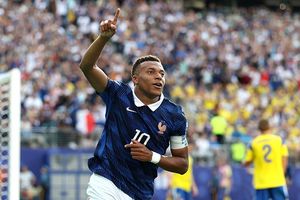 FIFA WC 2026: एम्बाप्पे के जादू से फ्रांस का कमाल, पराग्वे को घर भेज नौवीं बार क्वार्टर फाइनल में रखा कदम SportsTak Hindi