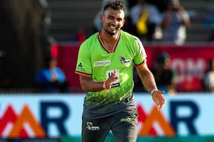 RR के स्टार का कमाल, करियर की ली पहली हैट्रिक, आखिरी चार गेंदों में चार विकेट लेकर टीम को दिलाई जीत SportsTak Hindi