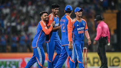 INDvsZIM: टीम इंडिया में इन खिलाड़ियों की वापसी, 2 साल से बाहर चल रहे धुरंधर की हुई एंट्री SportsTak Hindi
