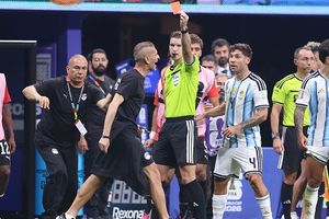FIFA World Cup 2026: अर्जेंटीना से हार के बाद इजिप्ट का एक्शन, रेफरी को हटाने के लिए FIFA में दर्ज कराई शिकायत SportsTak Hindi