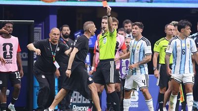 FIFA World Cup 2026: अर्जेंटीना से हार के बाद इजिप्ट का एक्शन, रेफरी को हटाने के लिए FIFA में दर्ज कराई शिकायत SportsTak Hindi
