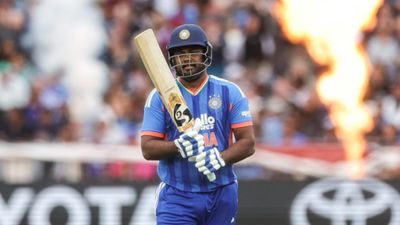 IND vs ENG : वैभव सूर्यवंशी को बाहर किये बिना संजू सैमसन की हो सकती है वापसी, जानें कौन होगा बाहर ? SportsTak Hindi