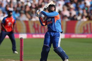 वैभव सूर्यवंशी का लगातार तीसरे T20I में बुरा हाल, फिर से आर्चर ने किया शिकार, इस तरह से हुए आउट SportsTak Hindi