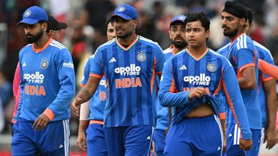 IND vs ENG : आज के मैच पर बारिश का संकट! कैसी होगी पिच और क्या 200 बनाने पर मिलेगी जीत? जानें सब कुछ Vaibhav Sooryavanshi, Team India, ENG vs IND