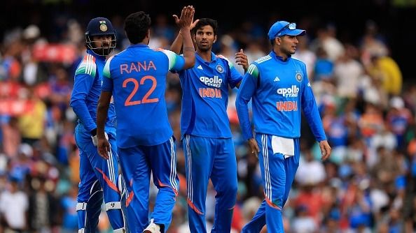 Washington Sundar along with Shubman Gill, KL Rahul and Harshit Rana Washington Sundar along with Shubman Gill, KL Rahul and Harshit Rana