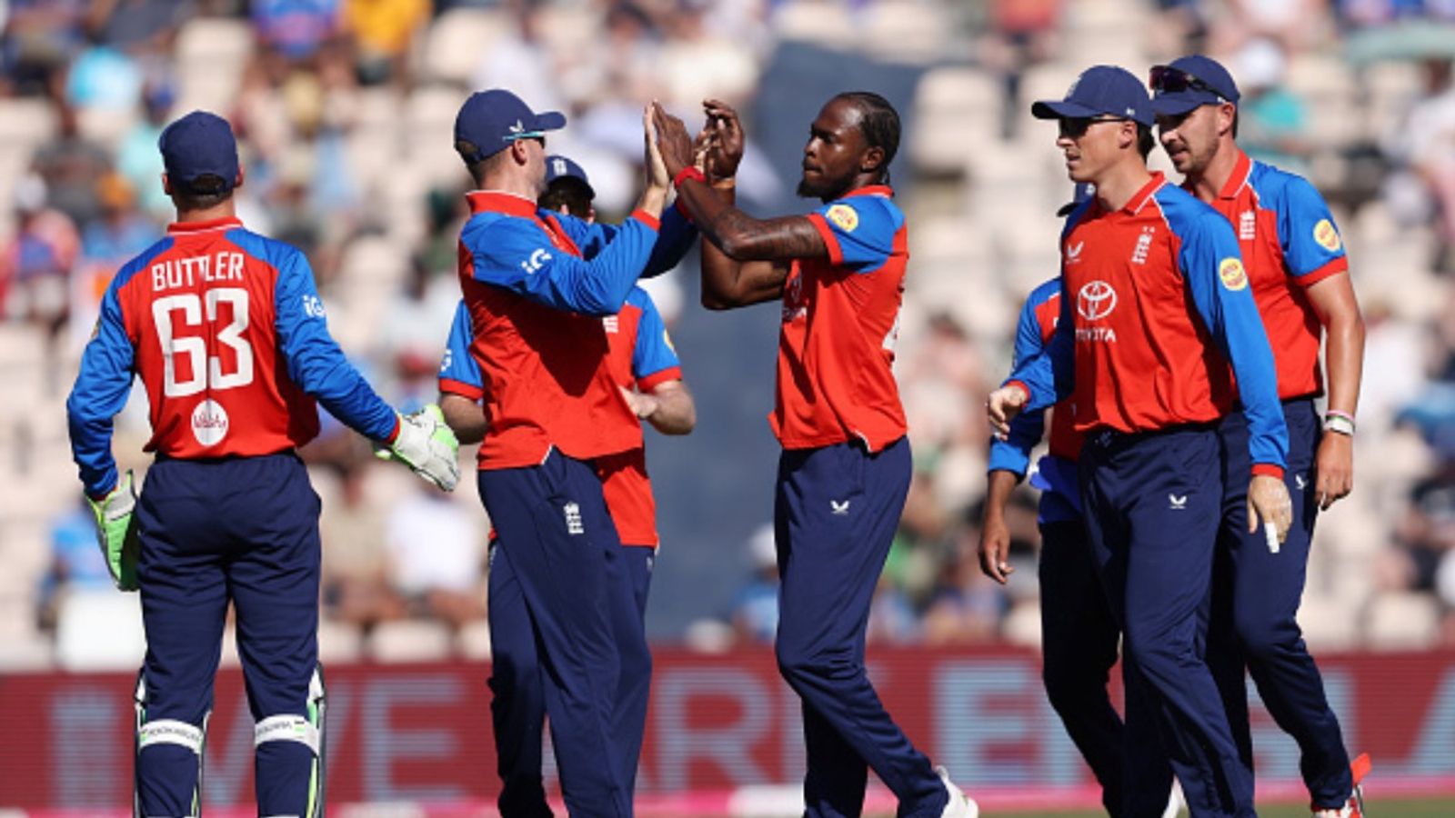 इंग्लैंड ने आखिरी T20I जीत टीम इंडिया का गुरूर किया चकनाचूर, सीरीज में किया सफाया और वर्ल्ड नंबर का ताज भी छीना इंग्लैंड टी20 टीम. (Photo: Getty)